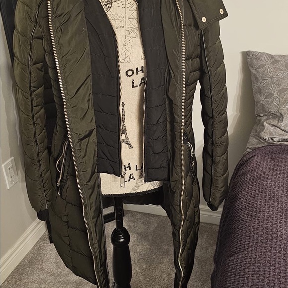 Women’s Guess Coat - Picture 2 of 6